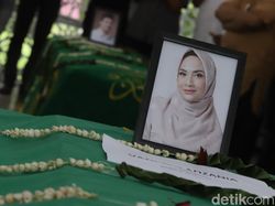 Ini Doa dan Simpati untuk Pemakaman Vanessa Angel dan Bibi Ini Doa dan Simpati untuk Pemakaman Vanessa Angel dan Bibi
