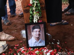 Airlangga Hartarto Berduka Atas Kematian Suami Vanessa Angel