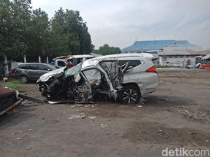 Keluarga Ungkap Kepribadian Sopir Vanessa Angel-Bibi Selama Bekerja Keluarga Ungkap Kepribadian Sopir Vanessa Angel-Bibi Selama Bekerja