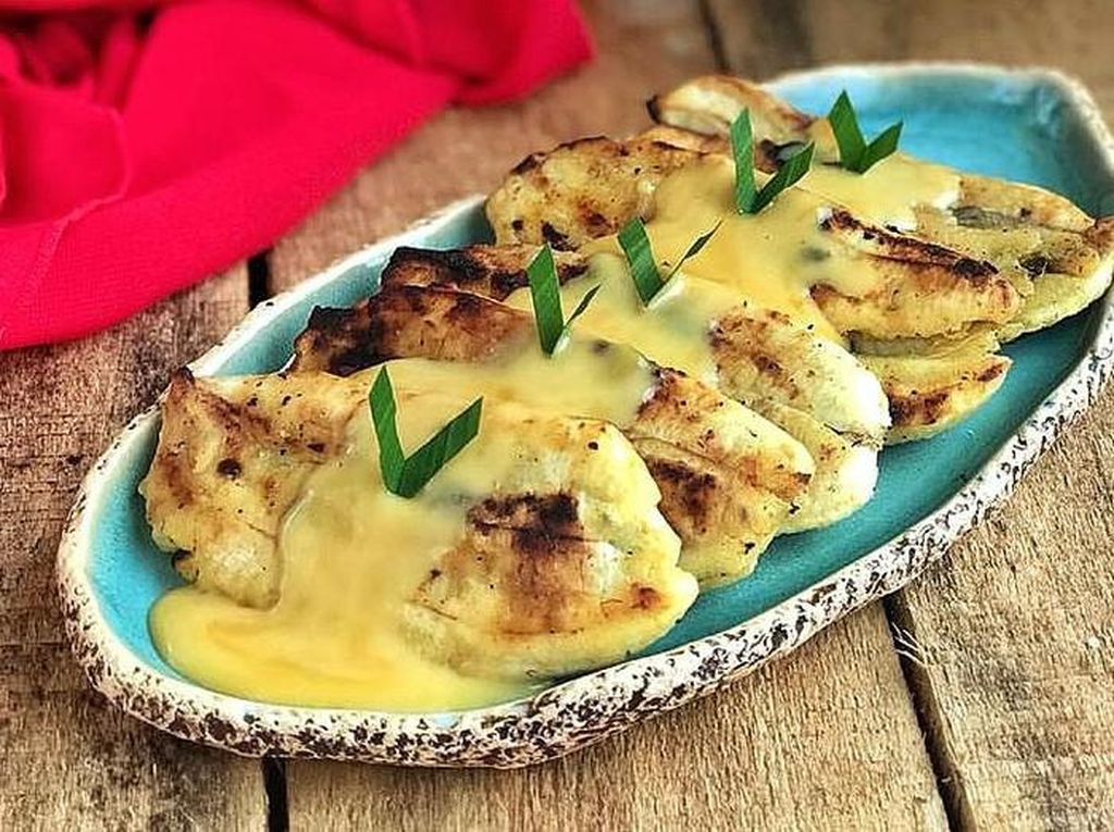10 Resep Camilan Pisang yang Legit Manis Buat Teman Nyantai 10 Resep Camilan Pisang yang Legit Manis Buat Teman Nyantai