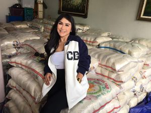 Rayakan Ultah, Bebizie Bagi-bagi Beras 11 Ton