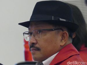 PDIP: Kok Ketua Komisi B Tahu Direksi TransJ Nonton Belly Dance Tahun Lalu? PDIP: Kok Ketua Komisi B Tahu Direksi TransJ Nonton Belly Dance Tahun Lalu?