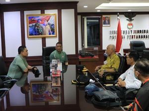 Gubernur Sumbar Minta Kemhan Dukung Pembangunan Monumen Bela Negara Gubernur Sumbar Minta Kemhan Dukung Pembangunan Monumen Bela Negara
