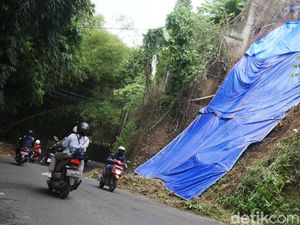 Jalan Kolonel Masturi yang Longsor Mulai Ramai Kendaraan