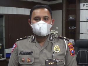 Polisi Sita HP Sopir Vanessa Angel untuk Pemeriksaan Forensik Penyebab Kecelakaan Polisi Sita HP Sopir Vanessa Angel untuk Pemeriksaan Forensik Penyebab Kecelakaan