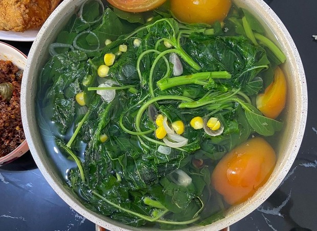 Sayur bening bayam jagung/ Foto: Instagram.com/aliaocha Sayur bening bayam jagung/ Foto: Instagram.com/aliaocha