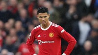 Cristiano Ronaldo tidak bisa menyembunyikan muka kekecewannya (Getty Images/Clive Brunskill)