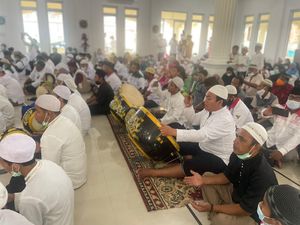 Santunan Anak-anak Yatim dan Doa Bersama di Masa Pandemi
