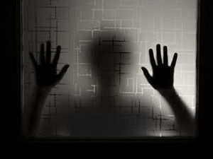 Ironi Bocah Tangerang Hobi Makan Pasir dan Semen hingga Kurang Gizi