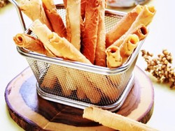 Kreatif! Sorgum Disulap Jadi Cookies-Egg Roll yang Bergizi dan Nikmat