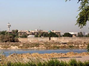 Serangan Pesawat Tak Berawak Hampir Tewaskan Perdana Menteri Irak Serangan Pesawat Tak Berawak Hampir Tewaskan Perdana Menteri Irak