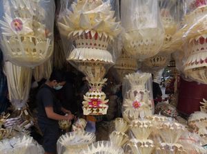Menengok Persiapan Menyambut Hari Raya Galungan di Bali