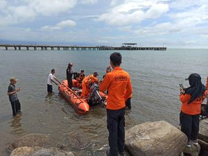 Berenang di Pantai Makassar, Kakak-Adik Tewas Tengelam