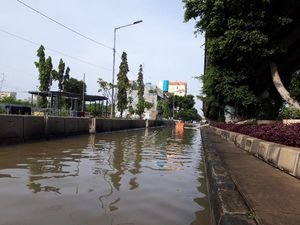 Terungkap Kendala Pemprov DKI Saat Banjir Rob di Jakut Berhari-hari Terungkap Kendala Pemprov DKI Saat Banjir Rob di Jakut Berhari-hari