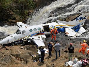 Potret Pesawat Jatuh yang Tewaskan Penyanyi Muda Brasil