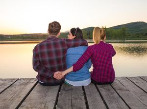 Senasib Mawar AFI, Artis-artis Ini Korban Suami Selingkuh dengan Babbysitter