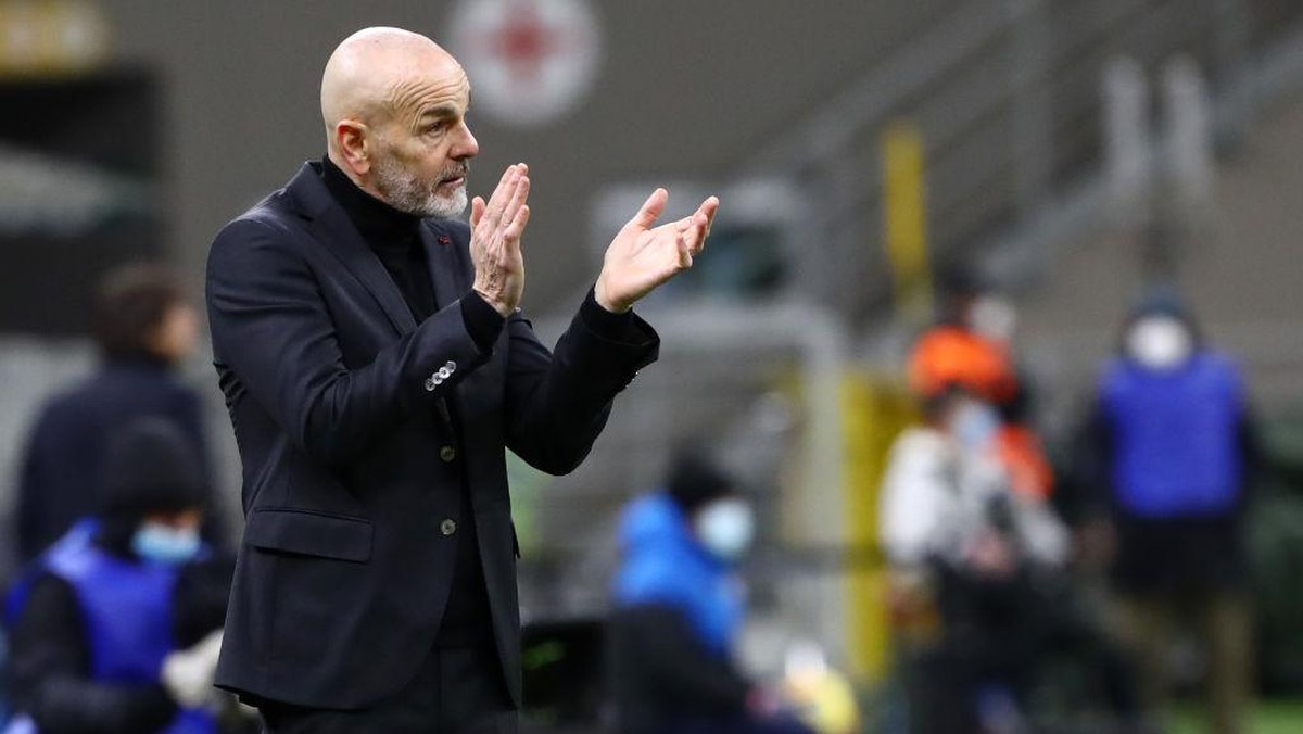 Stefano Pioli sudah tahu cara atasi high-pressing Liverpool (Foto: (Getty Images/Marco Luzzani)