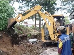 2 Pekerja Tewas Terjepit Galian Drainase di Bukittinggi