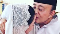 Intip Kemesraan Eks Menteri Abdul Latief & Donna yang 35 Tahun Lebih Muda