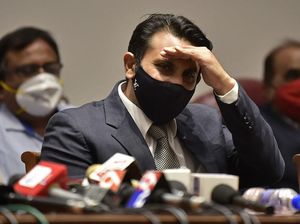 Sosok Pangeran Vaksin dari India, Disebut Kunci Berakhirnya COVID-19 Sosok Pangeran Vaksin dari India, Disebut Kunci Berakhirnya COVID-19