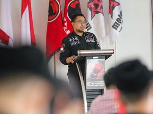 Repdem Sebut Langkah Budiman Sudjatmiko Bertemu Prabowo Salah Repdem Sebut Langkah Budiman Sudjatmiko Bertemu Prabowo Salah