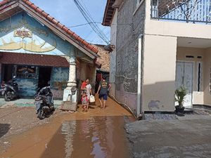 Langganan Banjir Rob, Warga Muara Angke Minta Pemprov DKI Cari Solusi