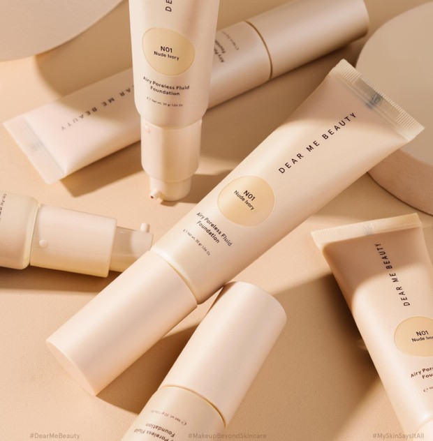 Dear Me Beauty Airy Poreless Fluid Foundation/Foto : instagram.com/dearmebeauty Dear Me Beauty Airy Poreless Fluid Foundation