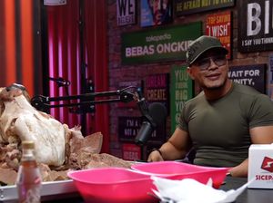 Diajak Mukbang Bakso Isi Kepala Sapi, Deddy Corbuzier Ketakutan