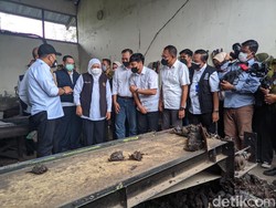 Khofifah Tinjau Pengolahan Sampah yang Datangkan Rupiah di Ponorogo