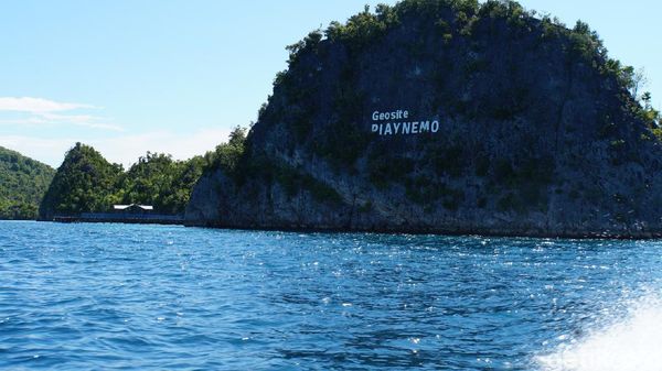 Surga yang Lagi Sepi: Piaynemo dan Telaga Bintang