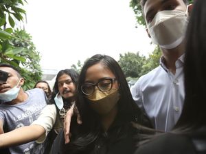 4 Jam Diperiksa Sebagai Tersangka, Rachel Vennya Tertunduk