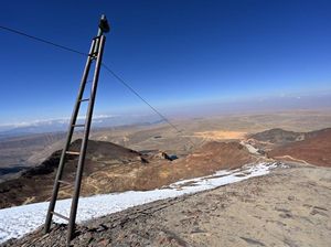 Salju yang Tersisa di Resor Ski Tertinggi Dunia Salju yang Tersisa di Resor Ski Tertinggi Dunia