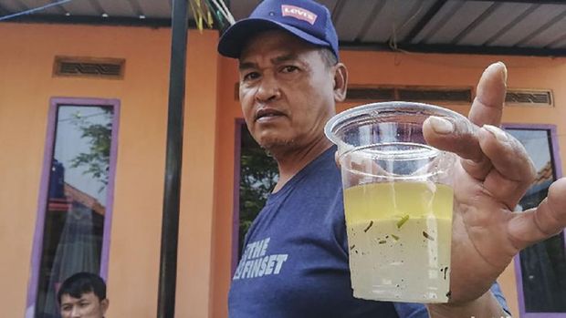 Air Sumur Warga Sumedang Tiba-tiba Mengandung Solar