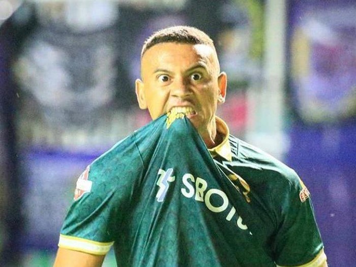 Alex Goncalves