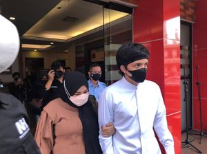 Maafkan Savas Fresh, Atta Halilintar Resmi Cabut Laporan Kasus Fitnah Maafkan Savas Fresh, Atta Halilintar Resmi Cabut Laporan Kasus Fitnah