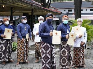 Bupati-Wabup Bantul Dapat Kekancingan Gelar dari Keraton Yogya Bupati-Wabup Bantul Dapat Kekancingan Gelar dari Keraton Yogya