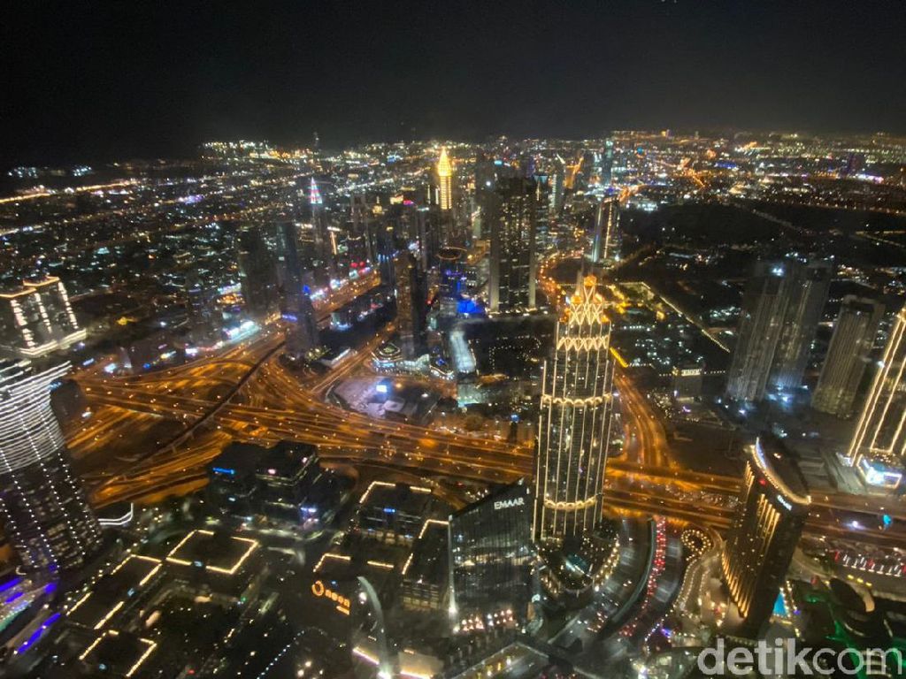 Mewahnya Pesta Tahun Baru di Menara Burj Khalifa