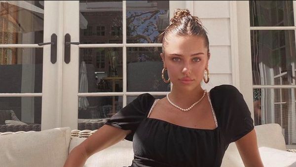 8 Pesona Cantik Delilah Hamlin, Model yang Tidak Sengaja Overdosis 