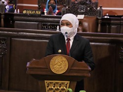 Gubernur Khofifah Siap Jadi Orang Pertama yang Disuntik Vaksin Merah Putih