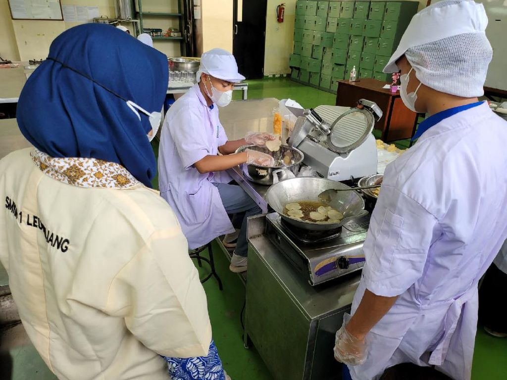 Kembangkan UMKM Kuliner Jabar Kembangkan UMKM Kuliner Jabar
