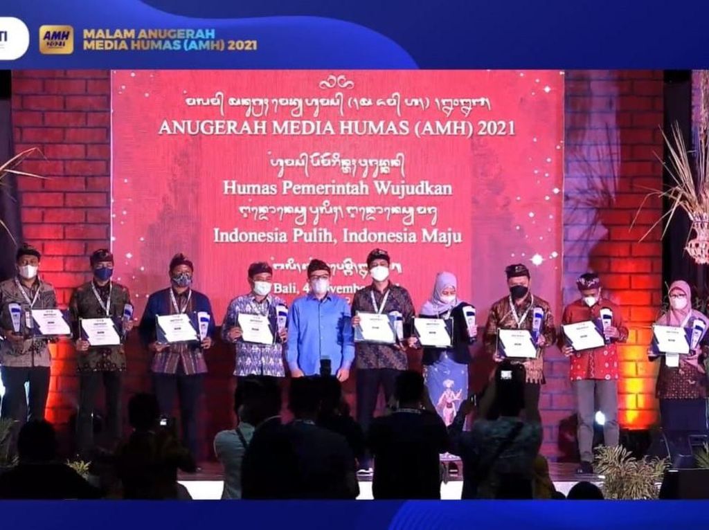 Kemnaker Sabet Penghargaan Anugerah Media Humas 2021