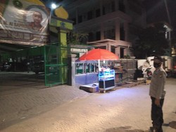 Genangan Rob di Pelabuhan Muara Angke-Sunda Kelapa Surut Malam Ini