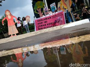 Massa Geruduk KPK Jelang Hari Pahlawan, Ada Apa?