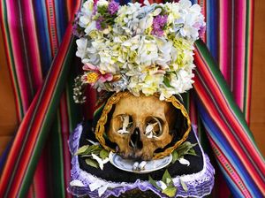 Melihat Lebih Dekat Festival Menghias Tengkorak di Bolivia Melihat Lebih Dekat Festival Menghias Tengkorak di Bolivia