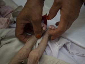 Pilu Anak-anak di Afghanistan Kekurangan Gizi hingga Kelaparan Pilu Anak-anak di Afghanistan Kekurangan Gizi hingga Kelaparan
