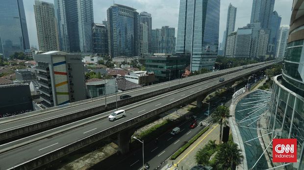 Realisasi PEN masih 61,3% Realisasi anggaran Program Pemulihan Ekonomi Nasional (PEN) per 5 November 2021 mencapai Rp456,35 triliun atau 61,3 persen dari pagu Rp744,77 triliun.(CNN Indonesia/ Adhi Wicaksono)