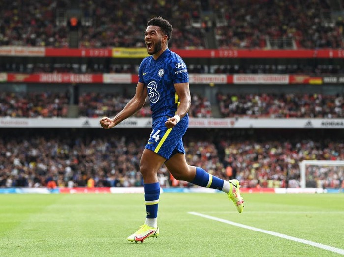 LONDON, ENGLAND - AUGUST 22:  Reece James of Chelsea celebrates after scoring the second goal during the Premier League match between Arsenal  and  Chelsea at Emirates Stadium on August 22, 2021 in London, England. (Photo by Shaun Botterill/Getty Images)