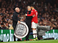 Eks Liverpool Ini Bela Ole, Salahkan Para Pemain MU