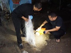 Sales Cetakan Kue Luka Parah Dibacok di Depan Rumah