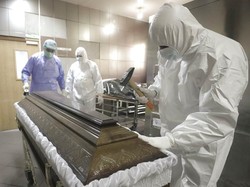 Eropa Ambyar, Jenazah Pasien Corona di Negara Ini Menumpuk Hingga Luar RS